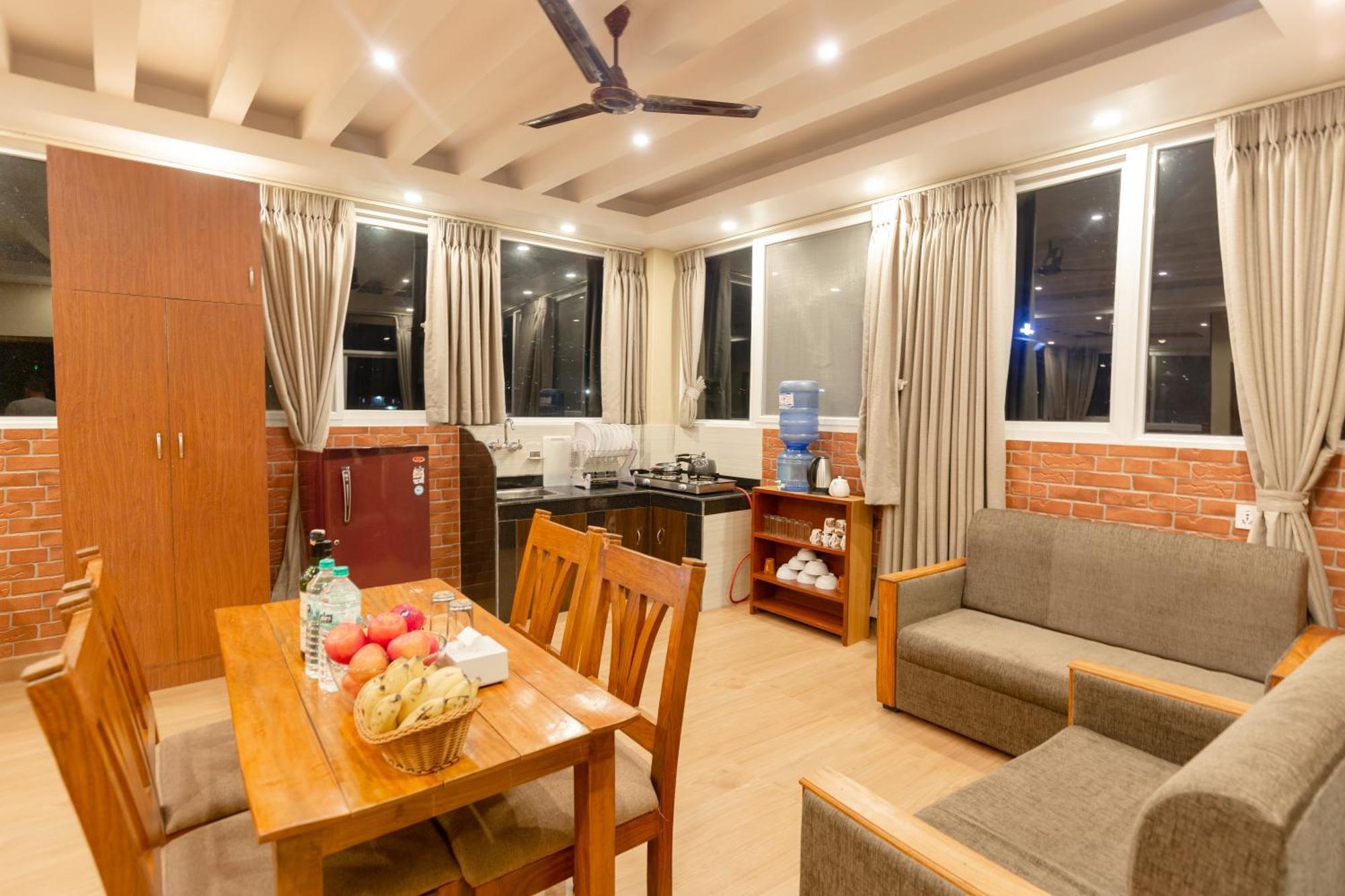 Paradise Boutique Hotel Pokhara Dış mekan fotoğraf