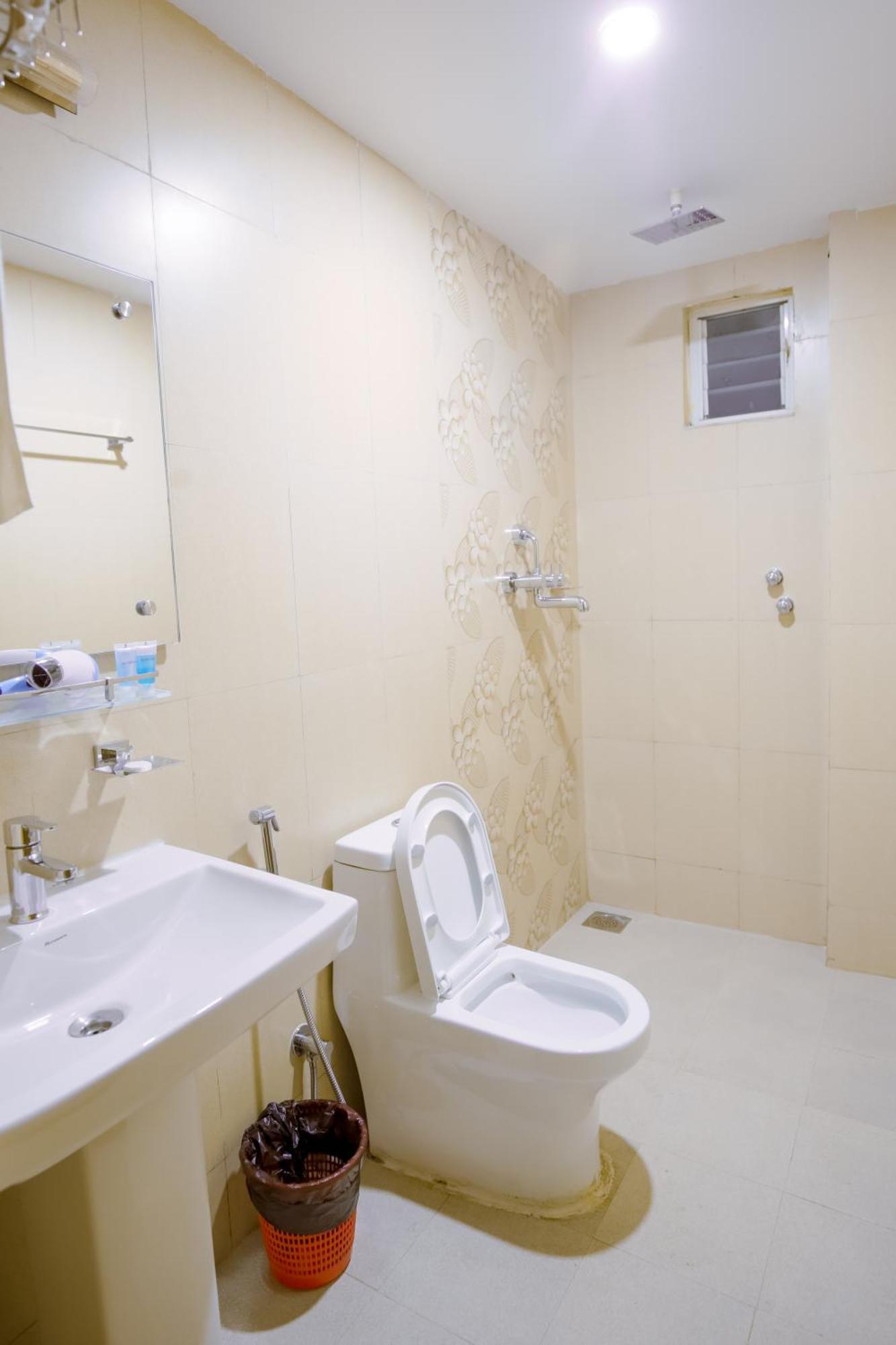 Paradise Boutique Hotel Pokhara Dış mekan fotoğraf